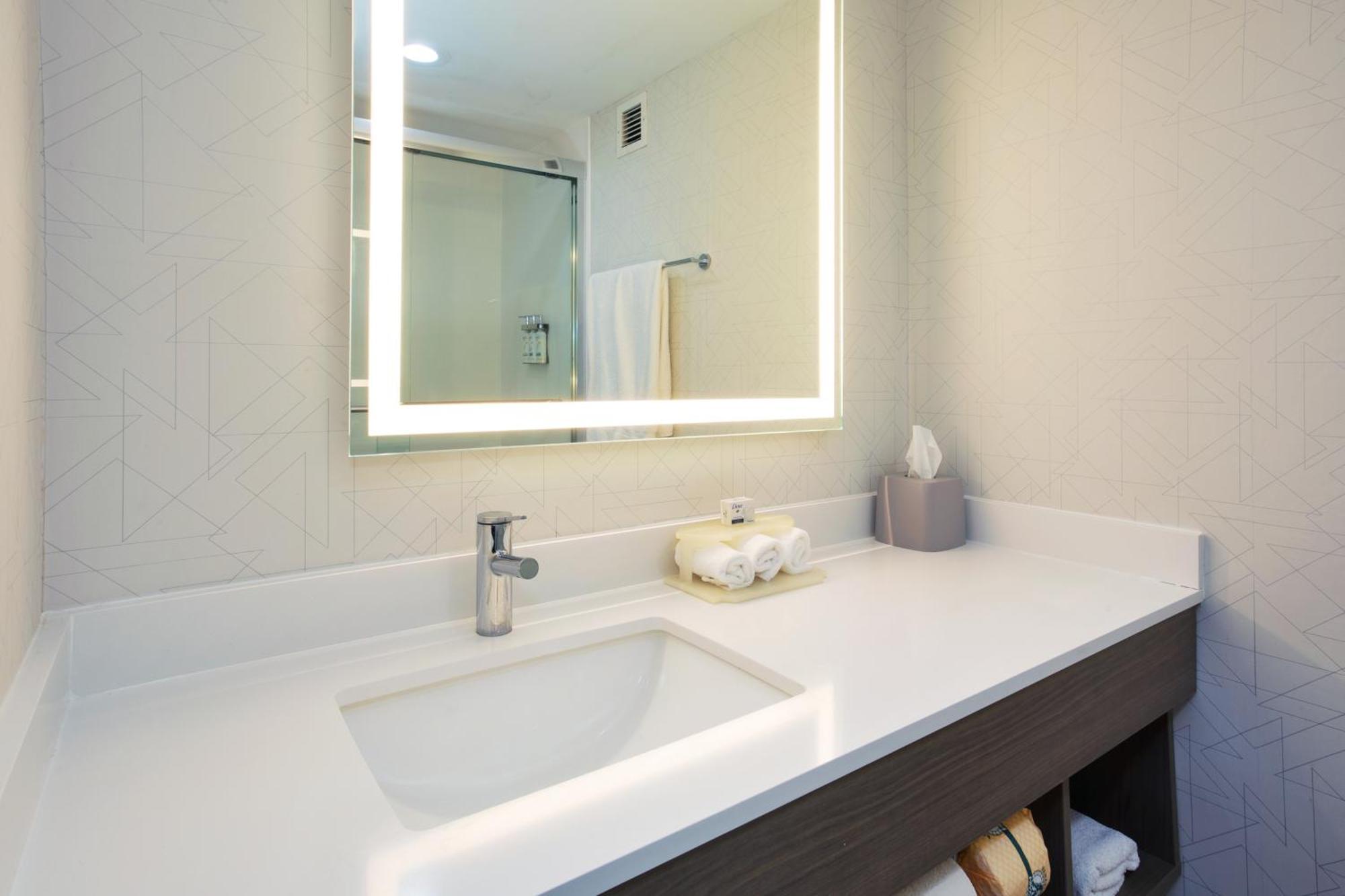 Holiday Inn Express Hotel & Suites Dover By Ihg Exterior foto